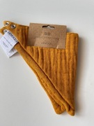 Liewood Andrea śliniaczek musztardowy 2 sztuki