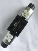 Rozdzielacz elektrozawór hydrauliczny D3W001CNJW42 PARKER