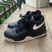 Buty Nike Flight Legacy