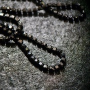 Czarny łańcuszek z kryształkami / cyrkoniami - 20cm, ozdoby na paznokcie 3d