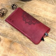 Skórzane etui na okulary z grawerem personalizowane handmade