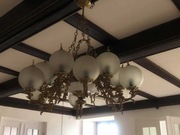 duży żyrandol do salonu