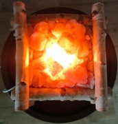 Lampa solna z kamieniami solnymi