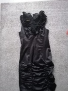 Sprzedam elegancką sukienkę 36