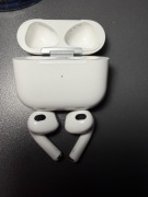 AirPods generacja 3 od firmy Apple