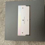 Pamięć Corsair Dominator TITANIUM RGB 4x16