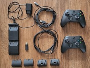 2x kontroler, pad Xbox, ładowarka, adapter, kabel usb