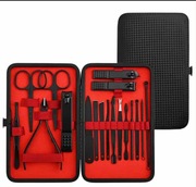 Zestaw do paznokci manicure pedicure 18 el.