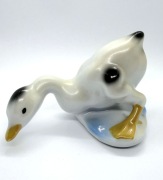 Figurka porcelanowa kaczka gęś vintage Rumunia ARTI lata 70-80 XX Sygnowana