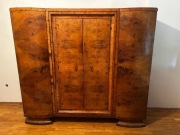 Antyczna szafa z drzewa różanego w stylu Art Deco