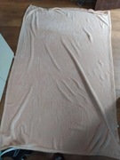 Kremowy kocyk dla dziecka