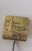 Przypinka PRL pomnik Nike  Warszawa 