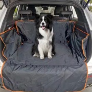 Wodoodporny pokrowiec do samochodu dla psa – mata podróżna