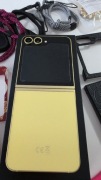 Smartfon Samsung Galaxy Z Flip 6 SM-F741B 12 GB 256 GB 5G żółty Yellow GW12