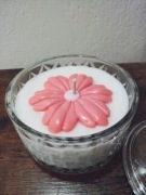 Świeczka sojowa o zapachu róży 