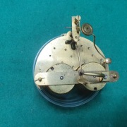 Sprawny mechanizm do zegra francuskiego