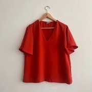 Czerwona bluzka z krótkim rękawem H&M 40 L na lato dekolt V