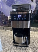 MEDION MD19911 – ekspres z młynkiem, timerem i termosem