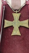 Krzyż Walecznych 1944