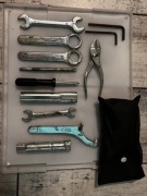 Zestaw kluczy serwisowych Suzuki bandit 650