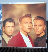 Bros / "Push"     