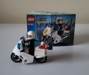 Lego City 7235 Motocykl Policyjny saszetka z klockami