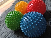 Piłka sensoryczna z kolcami 