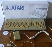 Atari STE klawiatura, myszka, pudełko