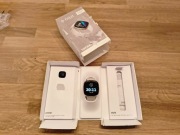 złoty smartwatch Fitbit Sense