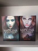 Mroczna Bohaterka – Kolacja z wampirem + Jesienna róża, 2 tomy, komplet