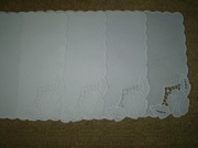 SERWETKI OBIADOWE PROSTOKĄTNE HAFT RICHELIEU 4 szt 