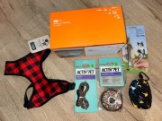 Zestaw dla pieska miseczki, smycz, pojemniki na worki i pęsetą na kleszcze