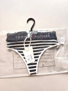Stringi Tommy Hilfiger SM w paski