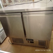 Stół chłodniczy 2 drzwiowy HENDI