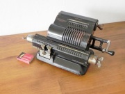 Arytmometr, kalkulator mechaniczny Odhnera, Szwecja, lata międzywojenne