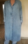 Sukienka w kolorze jeansu o rozmiarze M/L marki Lindex