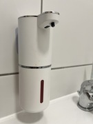 Bezdotykowy automatyczny dozownik mydła biały