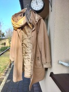 Beżowy płaszcz zimowy 