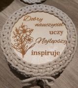 Koszyczek, szkatułka na szydełku na Dzień Nauczyciela 