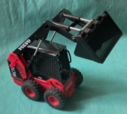 Rzadka miniładowarka Volvo MC70  od Dickie / Top-Toy - 1:25