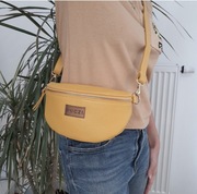 Musztardowa nerka ze skóry naturalnej 