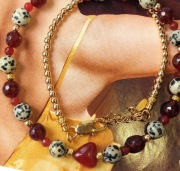 NASZYJNIK SERCE KAMIEŃ CHALCEDON JASPIS DALMATYŃSKI STAL 316L UNIKAT