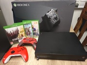 Xbox one x+2 pady+3 gry
