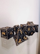 Zestaw metalowych kości "Skarb Czarnego Smoka" na sesję RPG D&D Dices