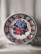 Talerz dekoracyjny fajans Włocławek z sygnaturą malarki,  głęboki śr. 24cm