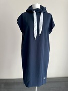 Sukienka 4F dresowa sportowa z kapturem w rozmiarze L