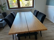 Stół  z Ikei  krzesła tapicerowane plus witryna biała z jysk 