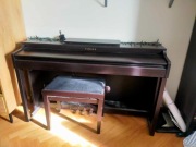 Pianino Yamaha clavinowa CLP 525