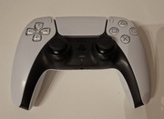 Pad Sony Dualsense uszkodzony/na części