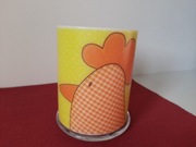 Świeczka wielkanocna z podstawką.